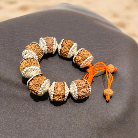 Nepali 7Mukhi Rudraksha Bracelet With Pure Silver Capping