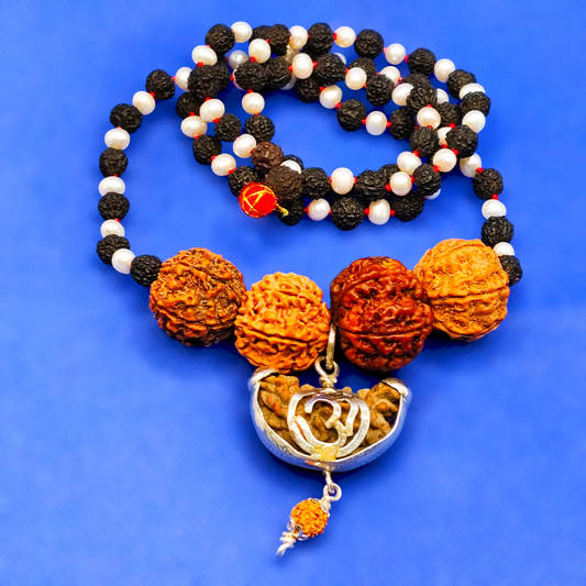 1 4 5 6 7 String With Pearl And Black punchmukhi Rudraksha