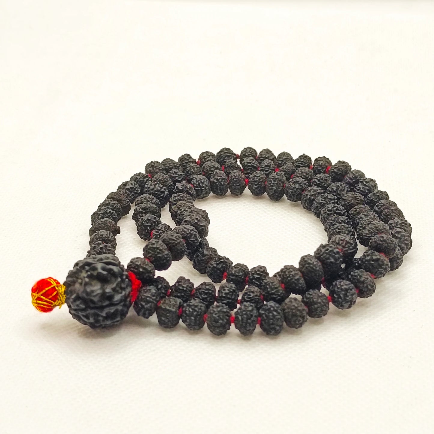Nepali Black 5 Mukhi Rudraksha With Punchmukhi Rudraksha Mala