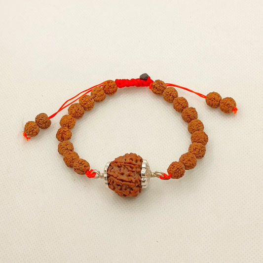 Nepali 8 Mukhi Rudraksha Bracelet With Pure Silver Capping