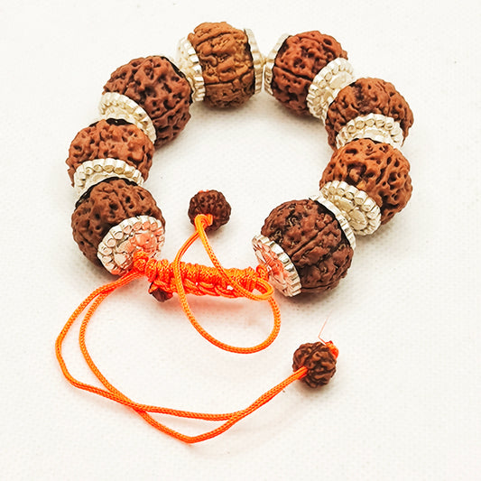 Nepali 4 Mukhi Rudraksha Bracelet With Pure Silver Capping
