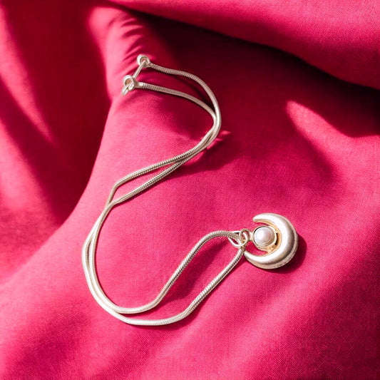 Halfmoon Shape Locket And Chain With Natural Pearl