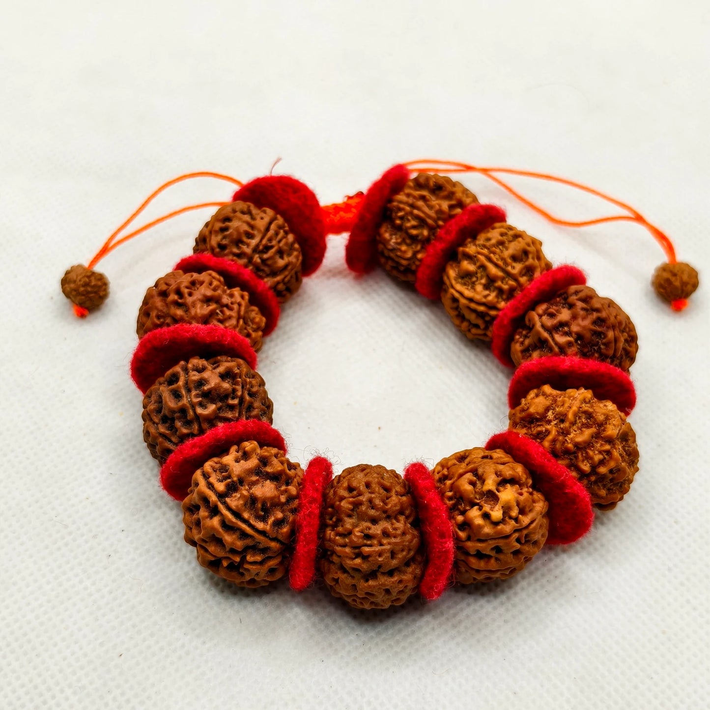 Nepali 8 Mukhi Rudraksha Bracelet With Red Velvet